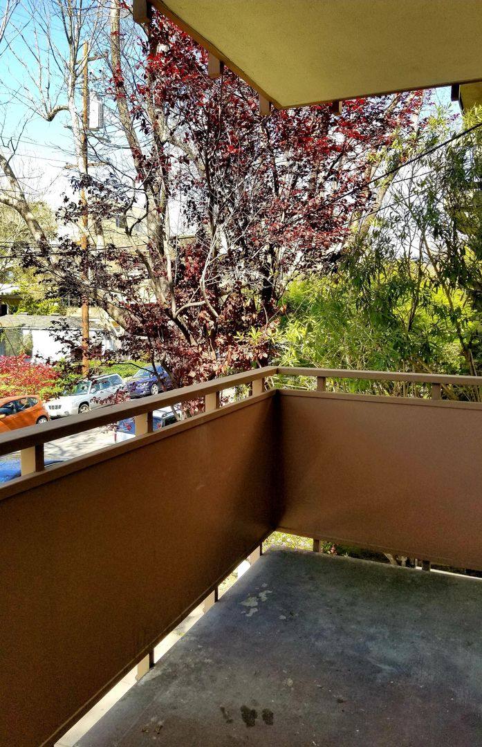 Apartment for rent at 300 Monte Vista Ave, Oakland, CA 94611