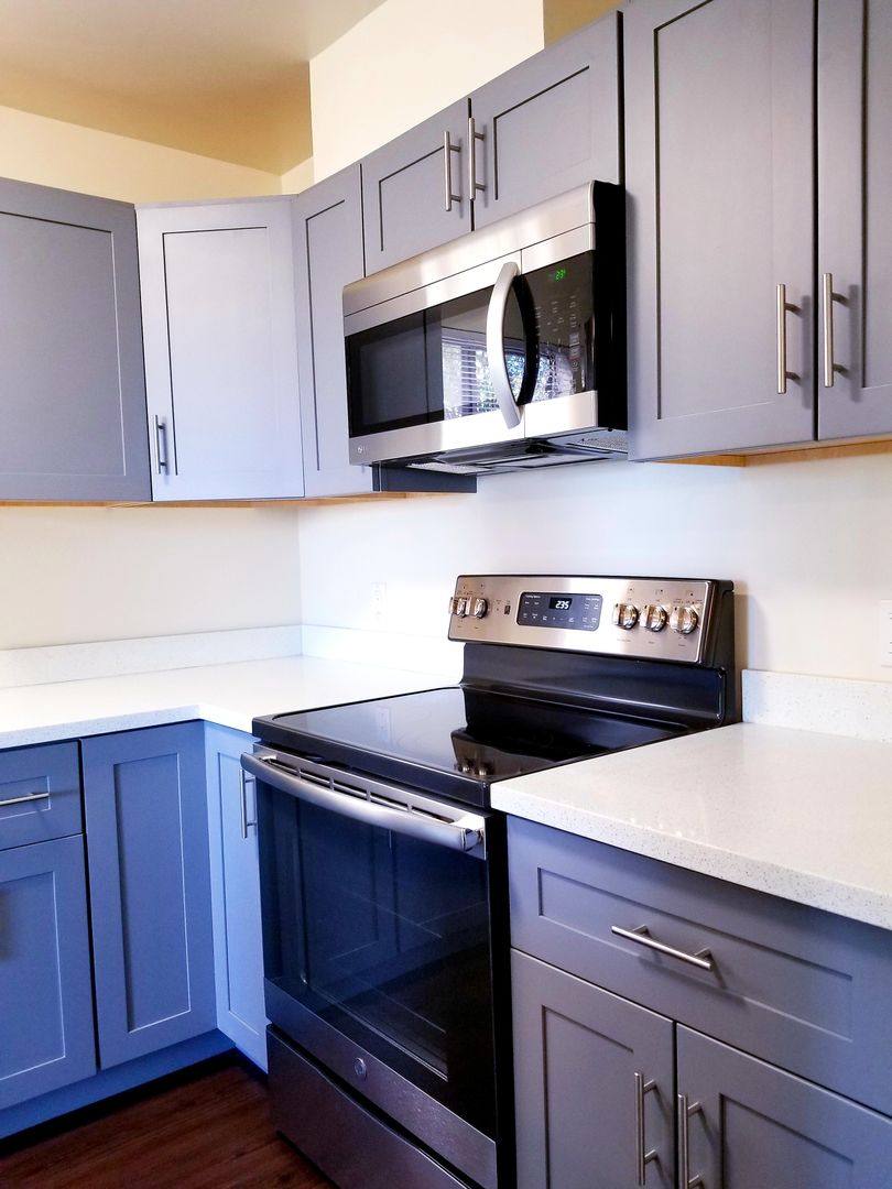 Apartment for rent at 300 Monte Vista Ave, Oakland, CA 94611