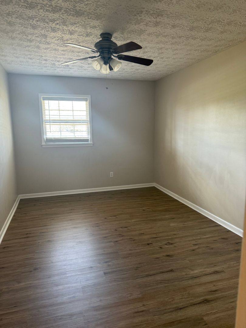 House for rent at 3028 Academy Dr, Valdosta, GA 31605