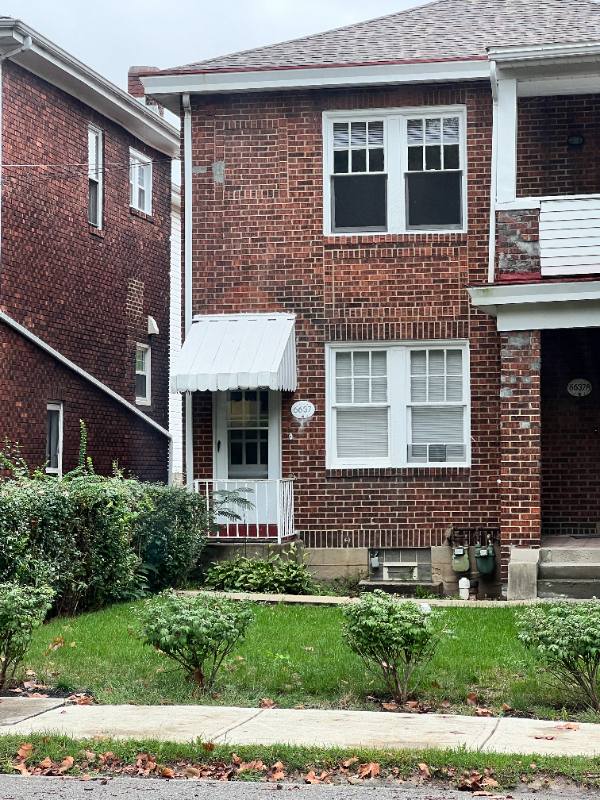 Apartment for rent at 6637 Dalzell #2, Pittsburgh, PA 15217