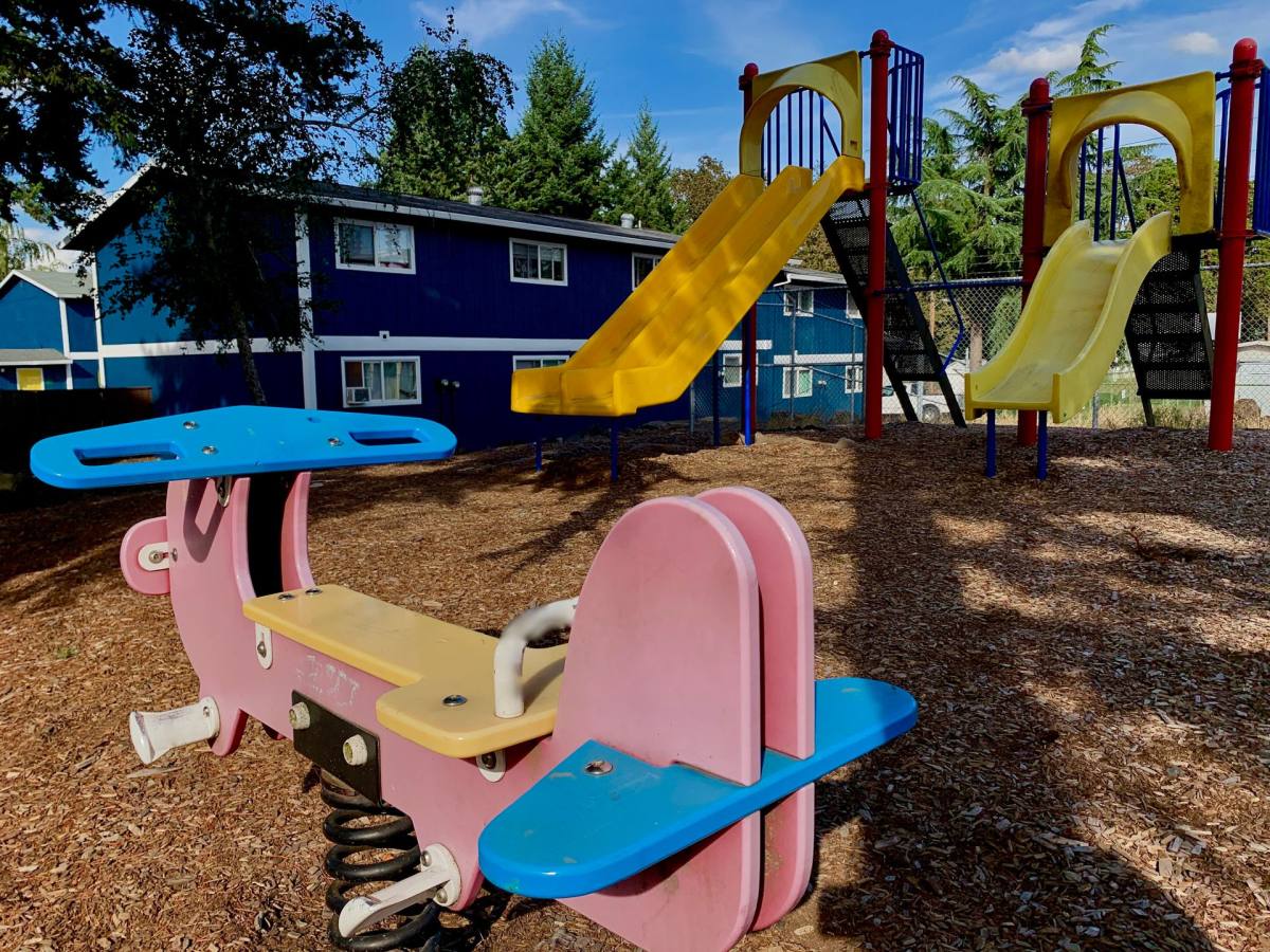Townhouse for rent at 12600 SE River Rd, Portland, OR 97222