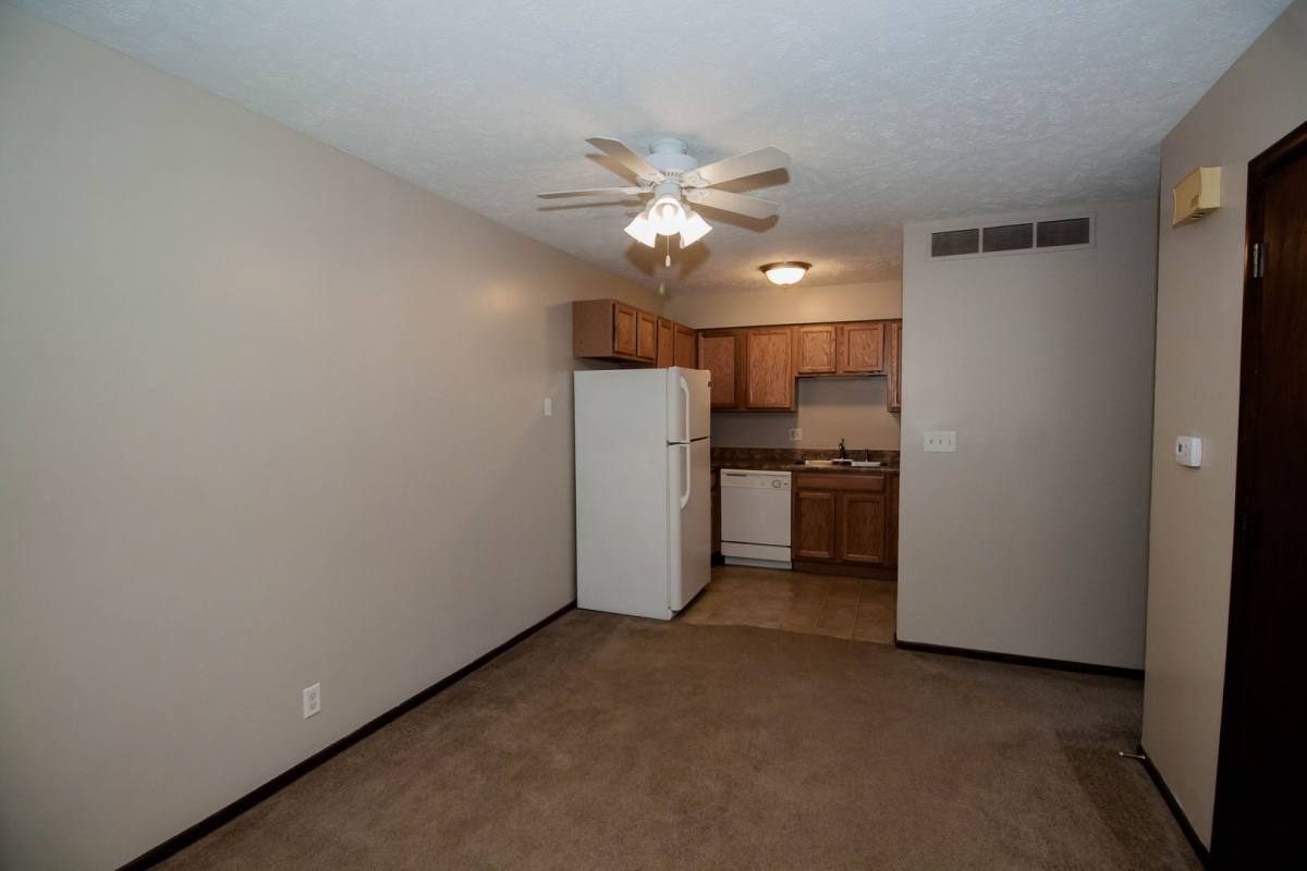 Townhouse for rent at 105 N Orr Dr, Normal, IL 61761