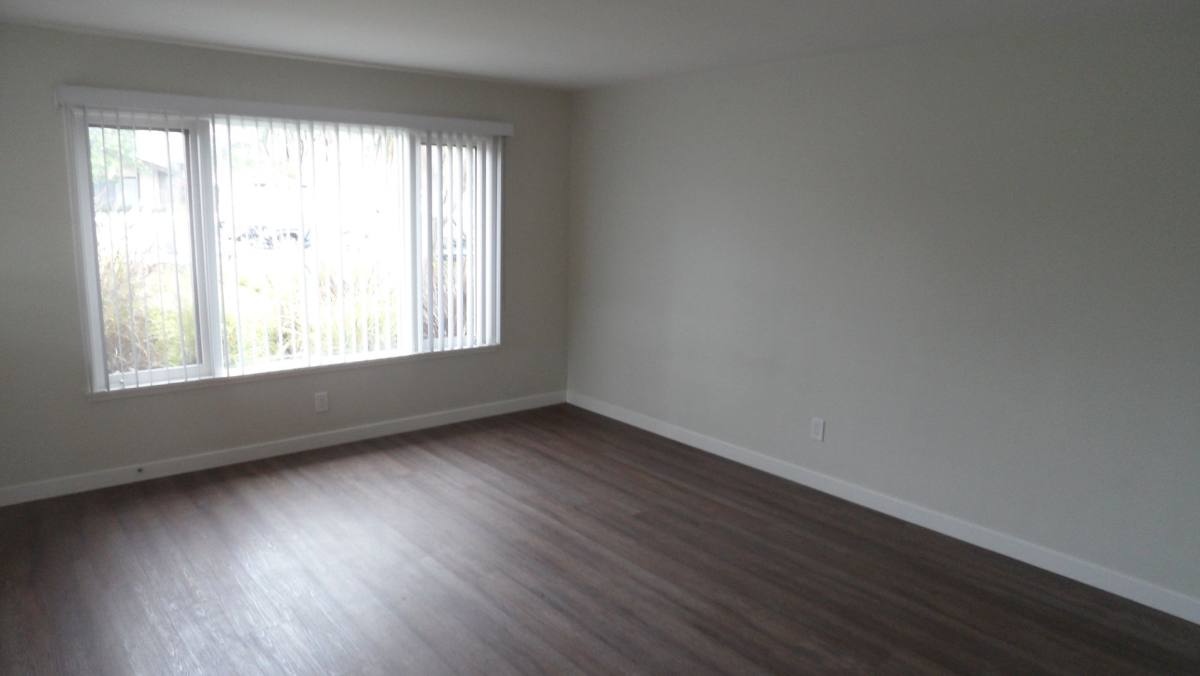 Apartment for rent at 174-178 Monte Vista Ave, Costa Mesa, CA 92627