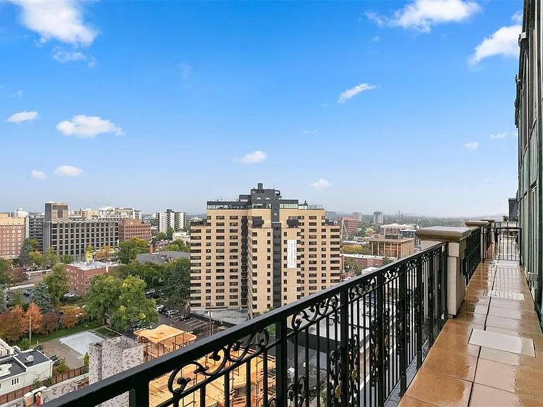 Condo for rent at 975 N Lincoln St #14F-N, Denver, CO 80203