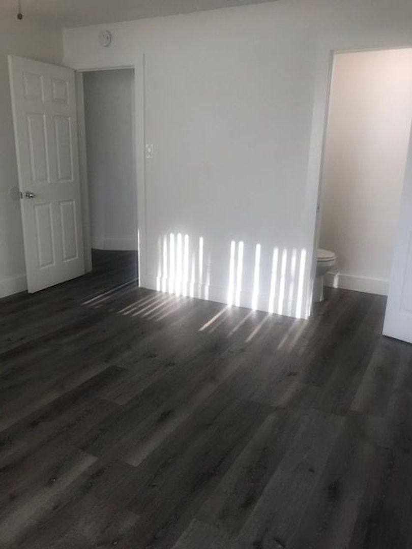 Apartment for rent at 4260 Green Ave, Los Alamitos, CA 90720