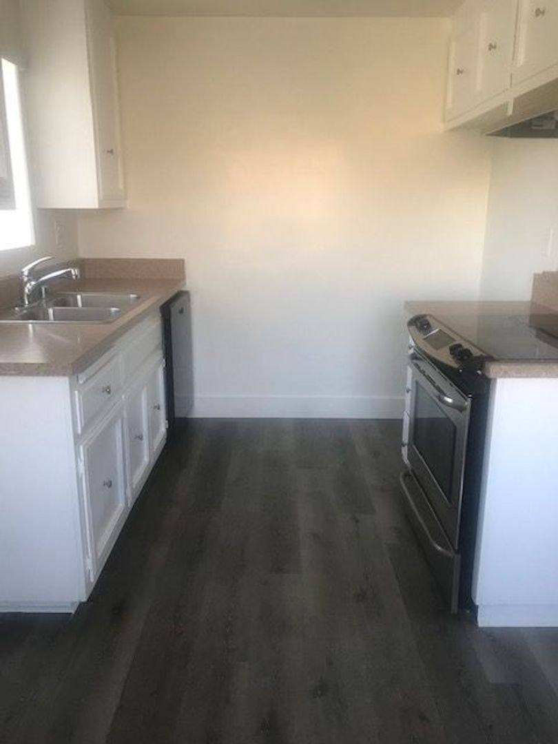 Apartment for rent at 4260 Green Ave, Los Alamitos, CA 90720