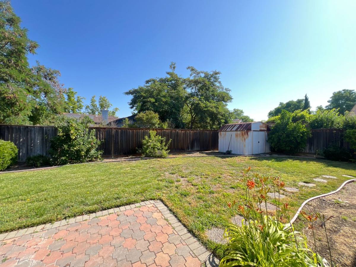 House for rent at 6968 Sunridge Dr, Livermore, CA 94551