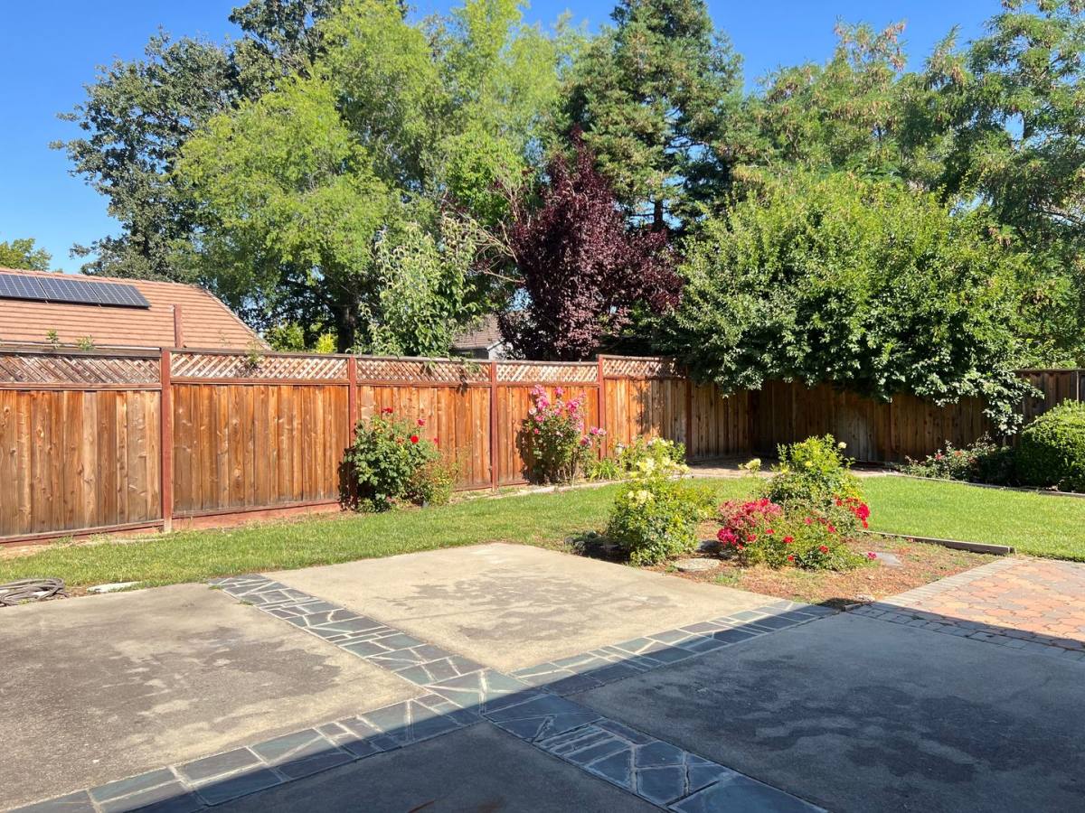 House for rent at 6968 Sunridge Dr, Livermore, CA 94551