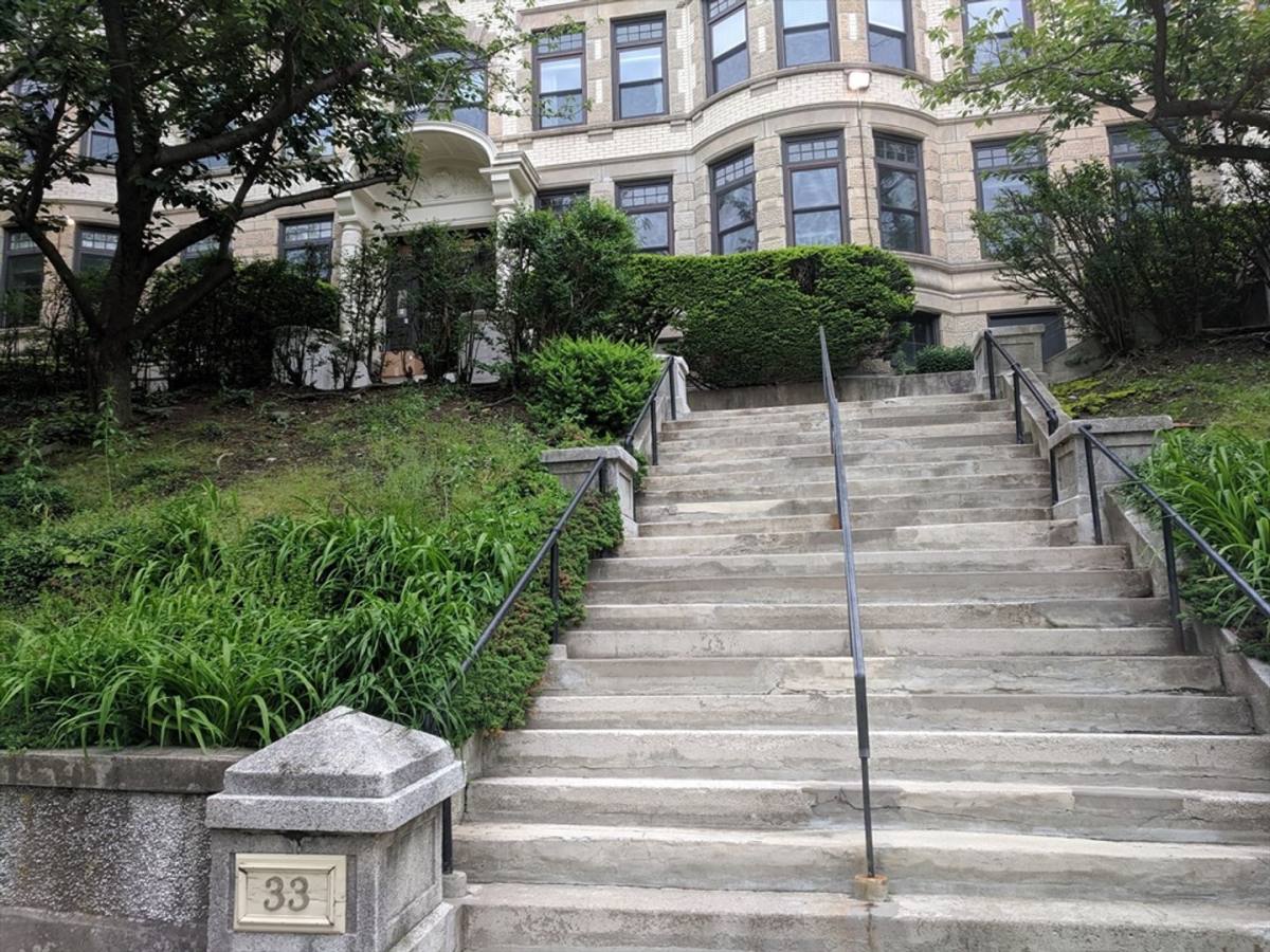 House for rent at 33B Westbourne Terrace, Brookline, MA 02446