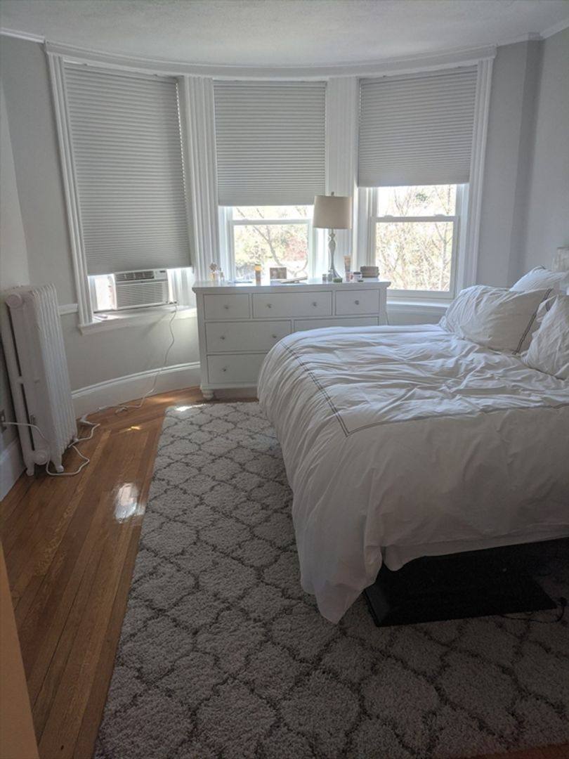 House for rent at 33B Westbourne Terrace, Brookline, MA 02446