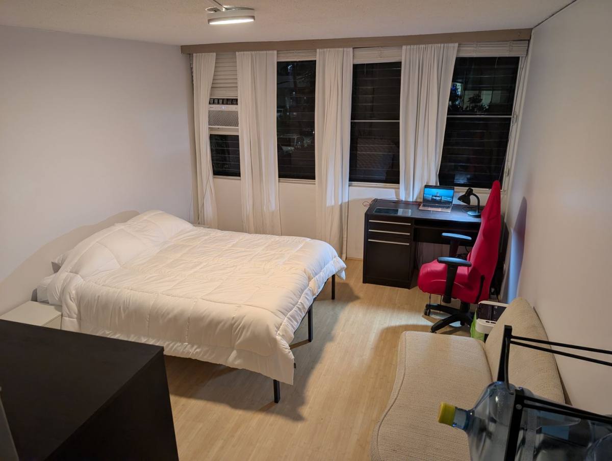 Apartment for rent at 2442 Tusitala St, Honolulu, HI 96815