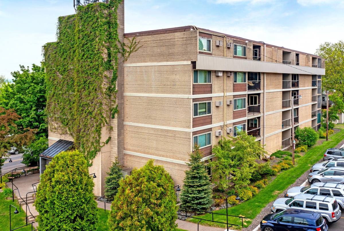 Apartment for rent at 831 E 4th St, Duluth, MN 55805