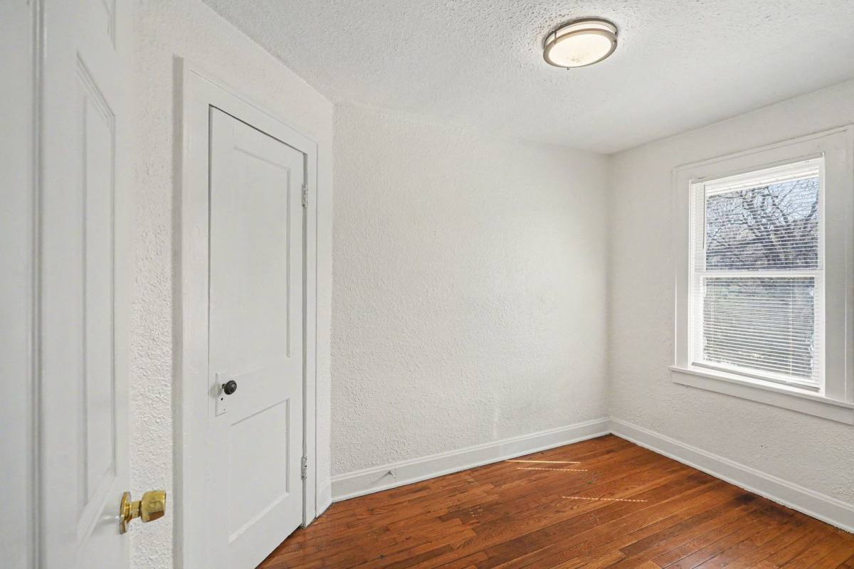 House for rent at 3315 E 52nd St, Kansas City, MO 64130