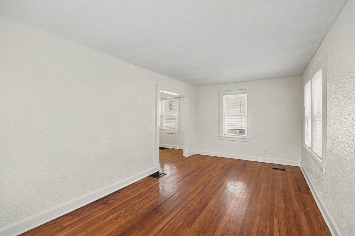House for rent at 3315 E 52nd St, Kansas City, MO 64130