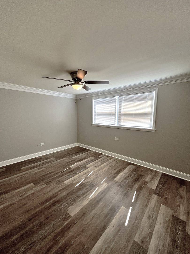 Apartment for rent at 2300 Burlington Ave, Downers Grove, IL 60515