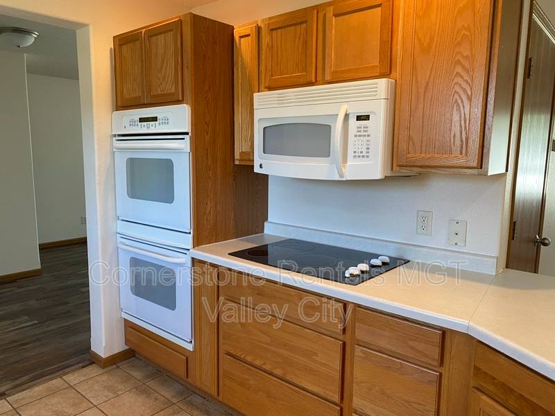 Condo for rent at 508 10th St Ave SE #1, Valley City, ND 58072