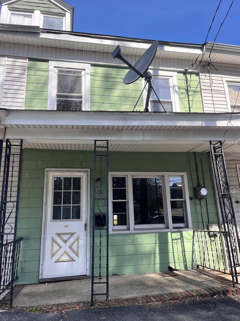 House for rent at 504 Laurel St, Minersville, PA 17954
