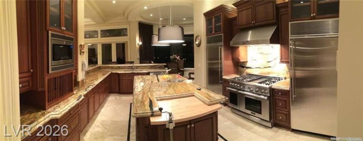 House for rent at 8741 Newport Isle Court, Las Vegas, NV 89117