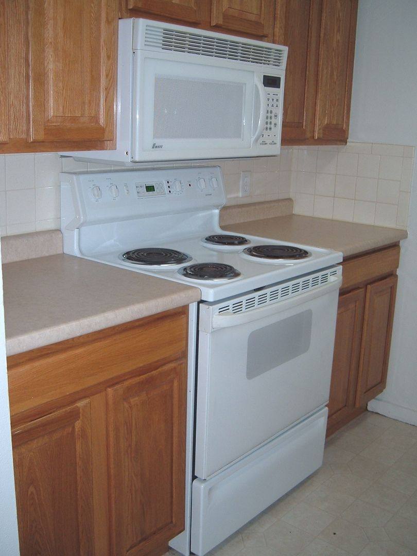 Apartment for rent at 1025 Mississippi St, Lawrence, KS 66044
