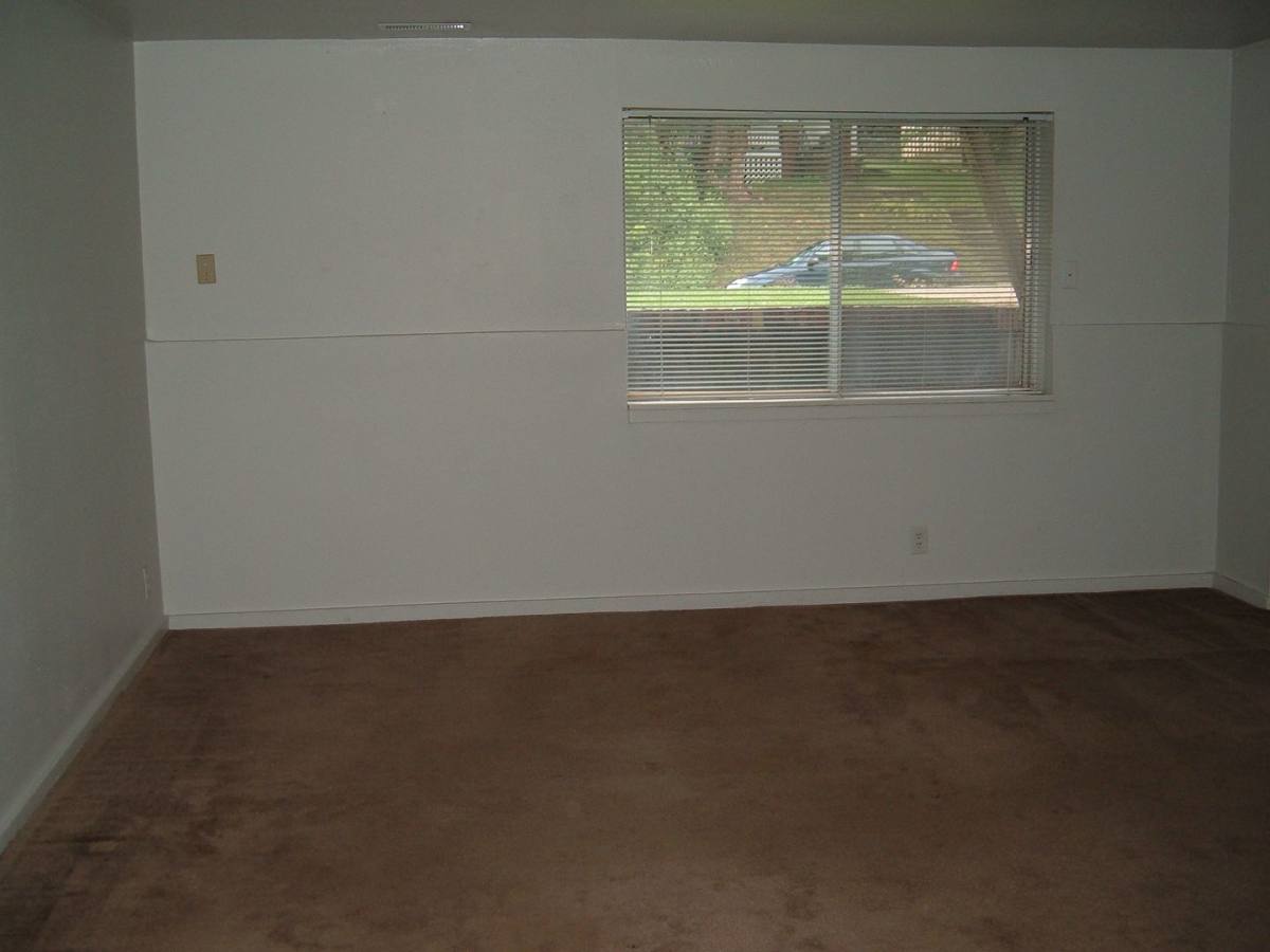 Apartment for rent at 1025 Mississippi St, Lawrence, KS 66044