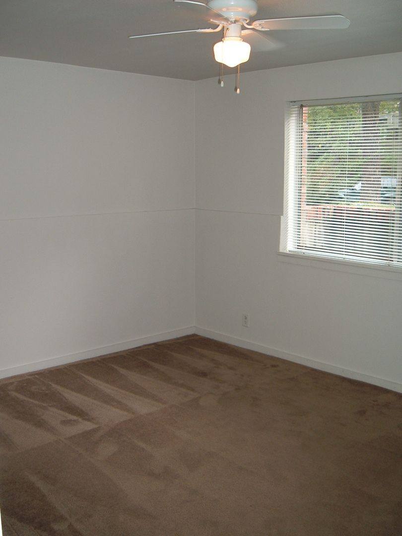 Apartment for rent at 1025 Mississippi St, Lawrence, KS 66044
