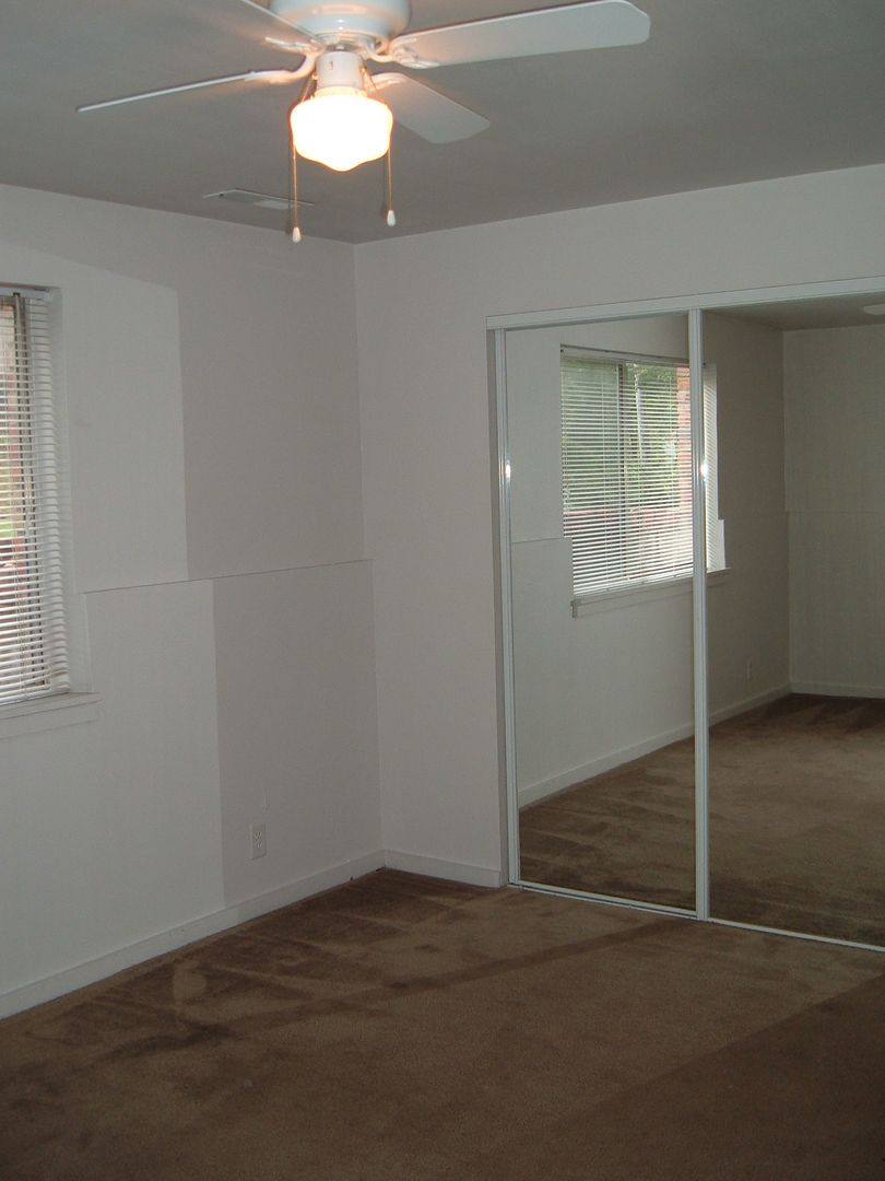 Apartment for rent at 1025 Mississippi St, Lawrence, KS 66044