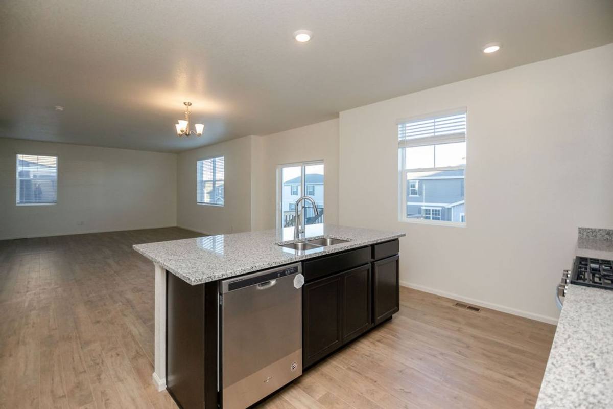 House for rent at 6818 Gateway Crossing St, Wellington, CO 80549