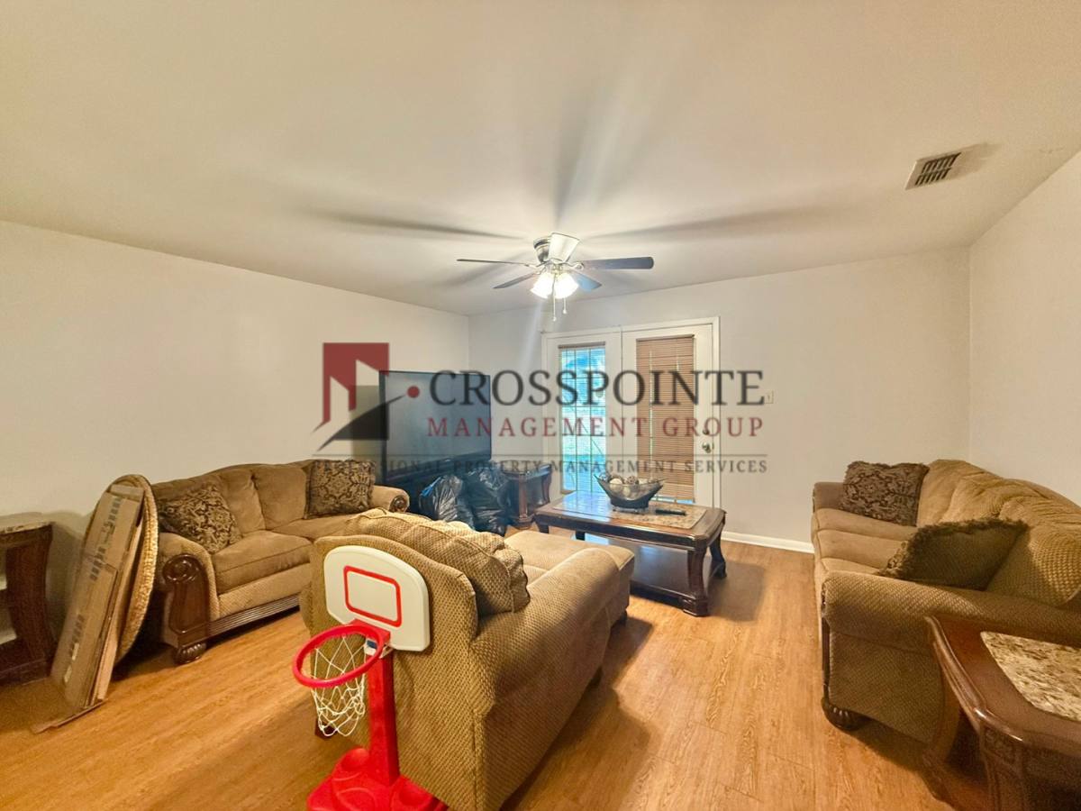 Townhouse for rent at 2531 2533 Westminster Dr, Tyler, TX 75701