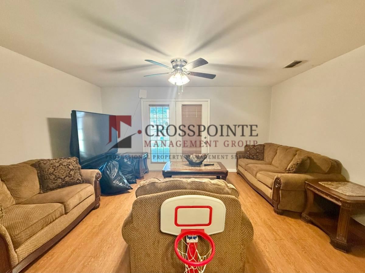 Townhouse for rent at 2531 2533 Westminster Dr, Tyler, TX 75701