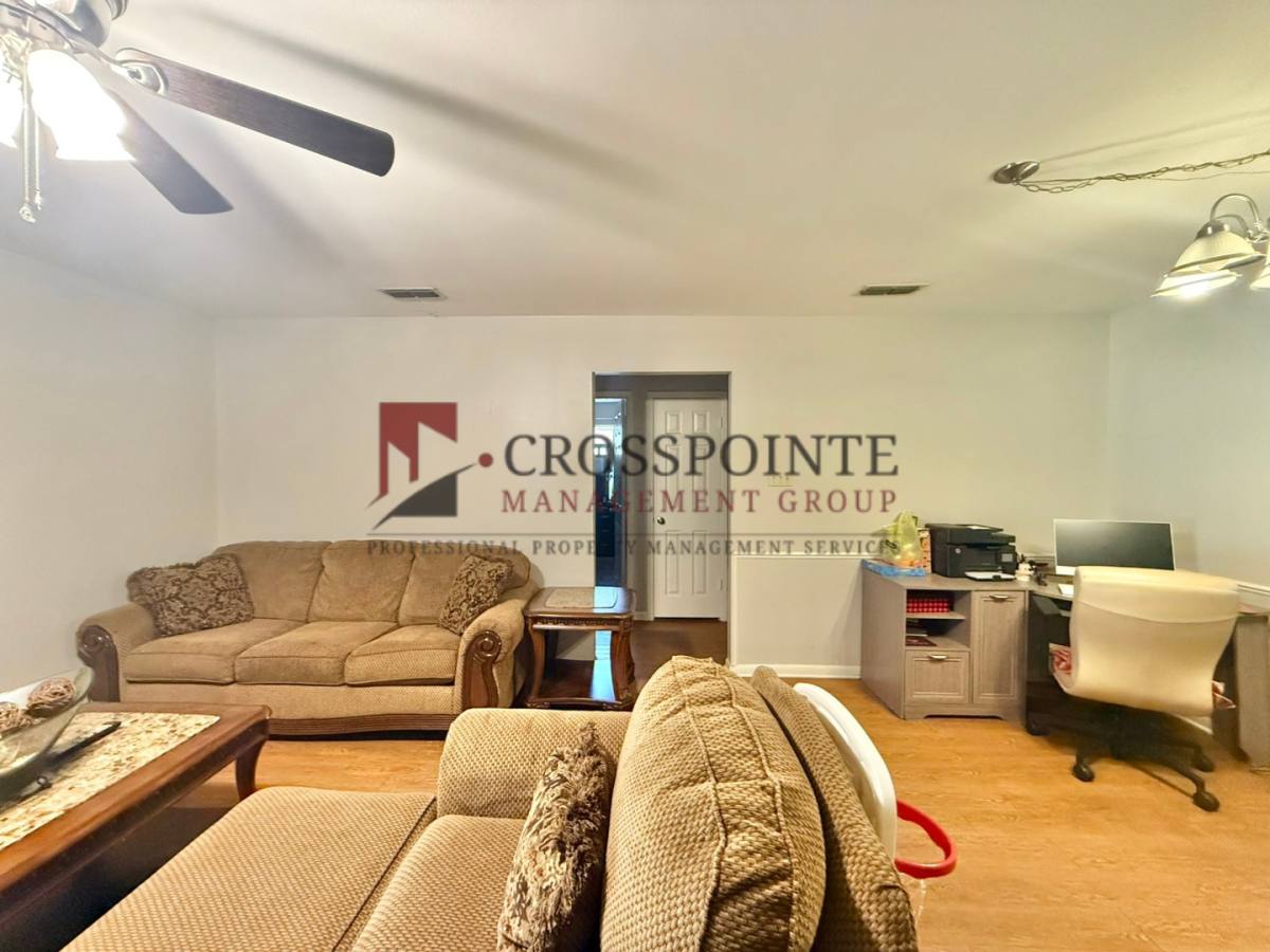 Townhouse for rent at 2531 2533 Westminster Dr, Tyler, TX 75701