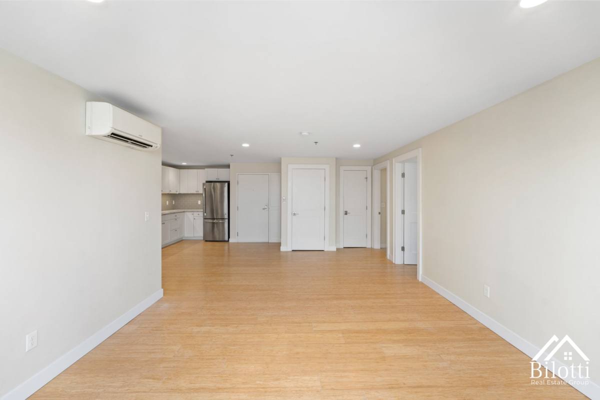Apartment for rent at 101 Hillside Ave, Providence, RI 02906