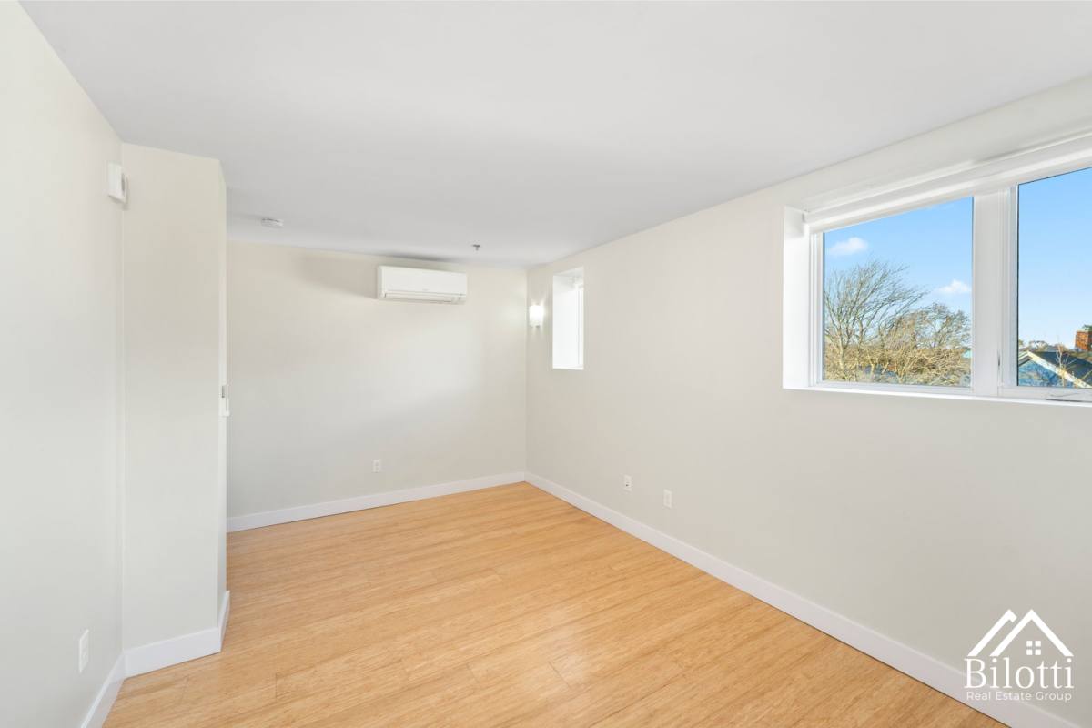 Apartment for rent at 101 Hillside Ave, Providence, RI 02906