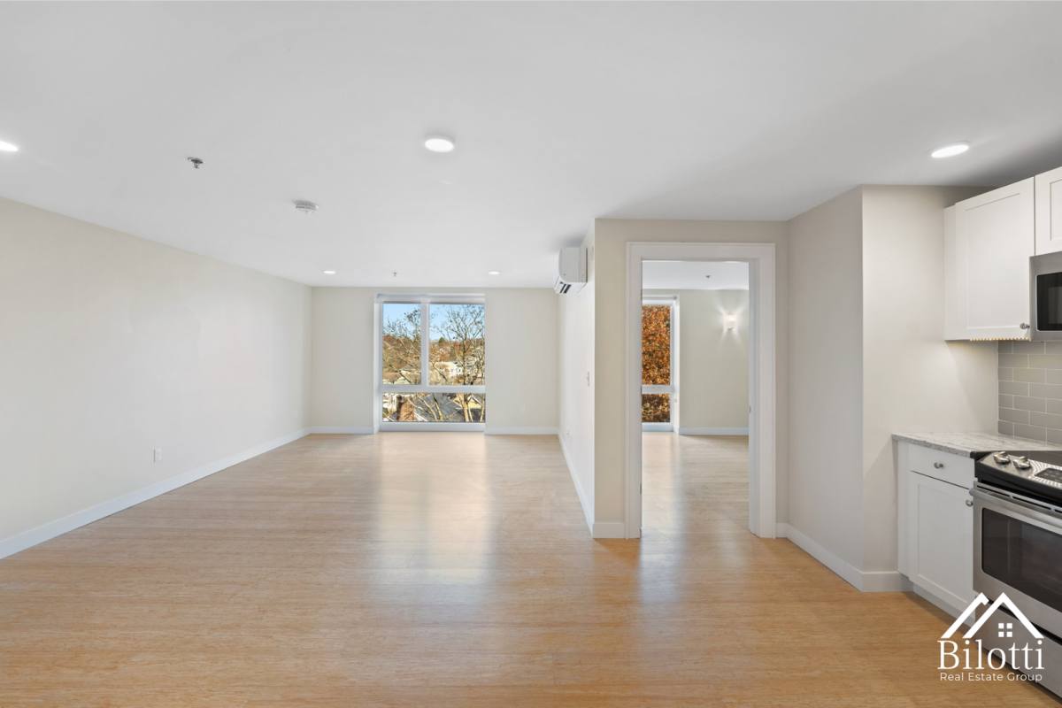 Apartment for rent at 101 Hillside Ave, Providence, RI 02906