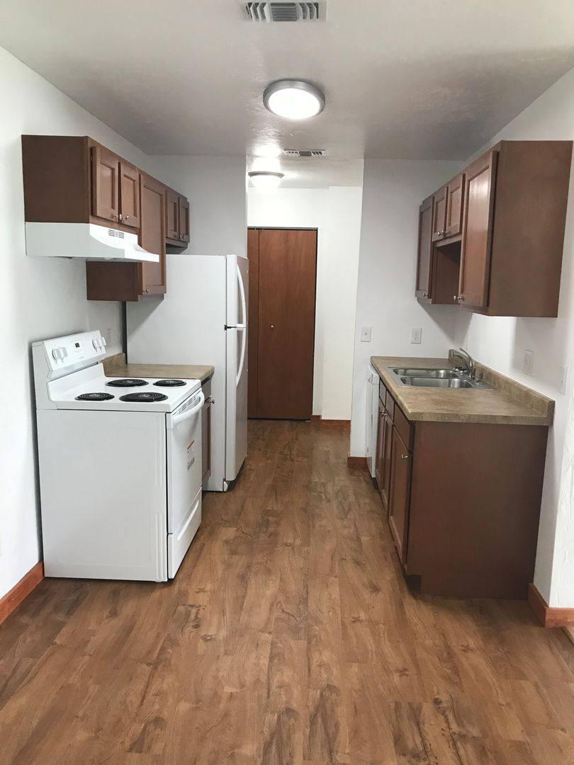 Apartment for rent at 4102 Green Blvd, Naples, FL 34116