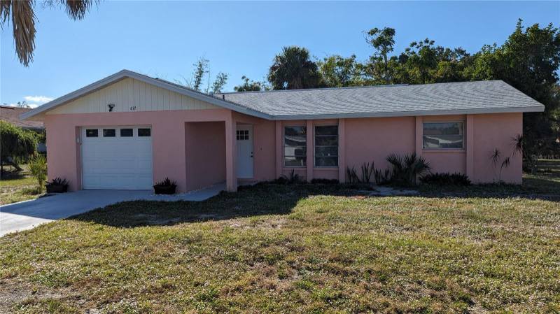House for rent at 617 Indiana Ave, Nokomis, FL 34275