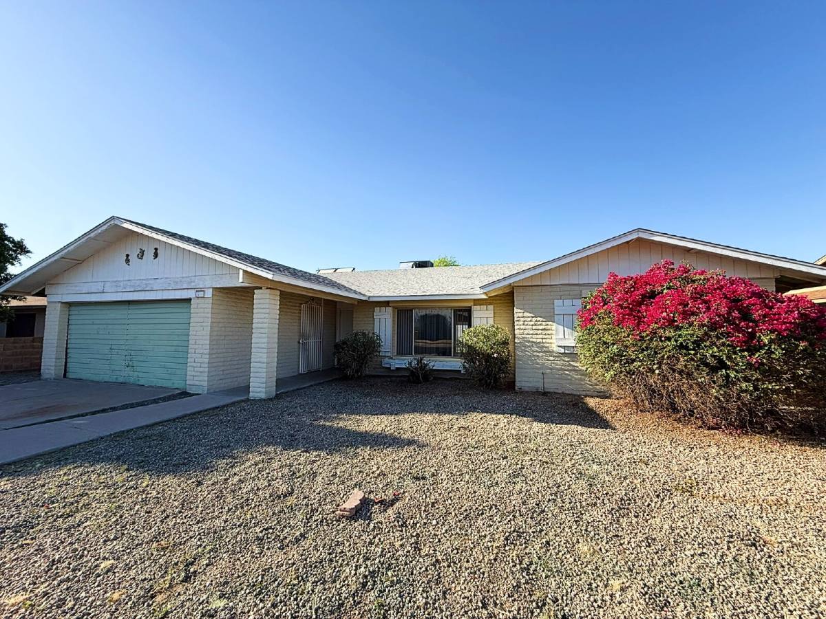 House for rent at 5208 W Calavar Rd, Glendale, AZ 85306