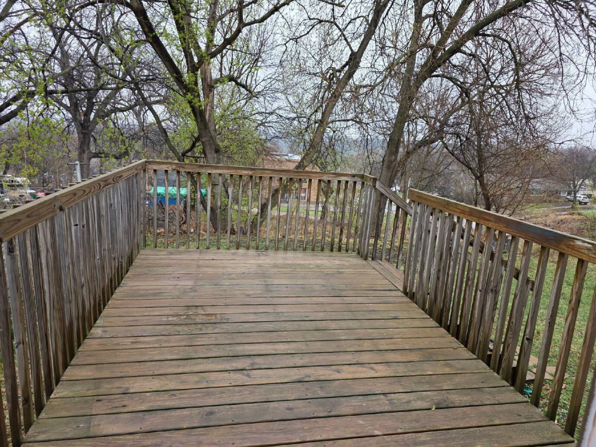 House for rent at 1987 SW 1st St, Des Moines, IA 50315