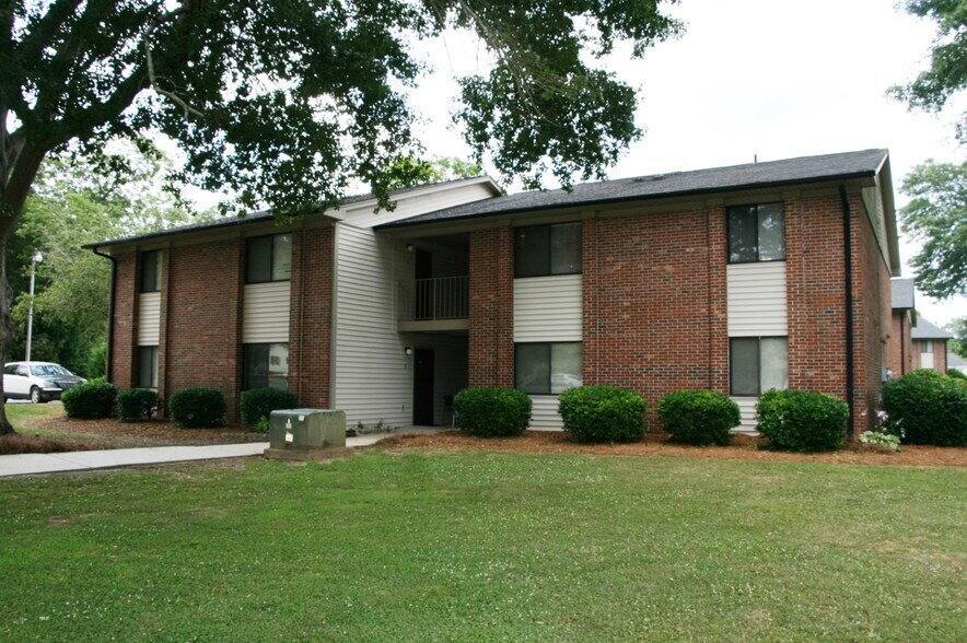 Apartment for rent at 225 Breazeale St #24 Town Square Apts, Belton, SC 29627