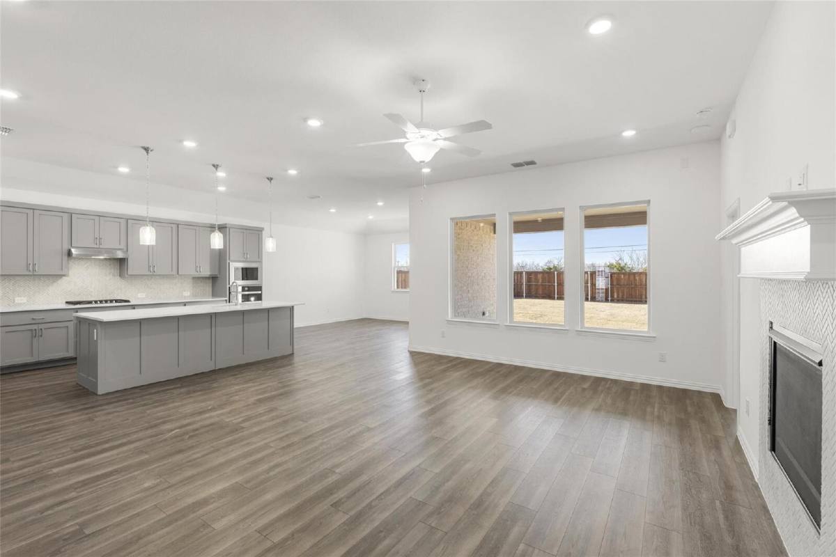 House for rent at 2109 Hibiscus Lane, Melissa, TX 75454