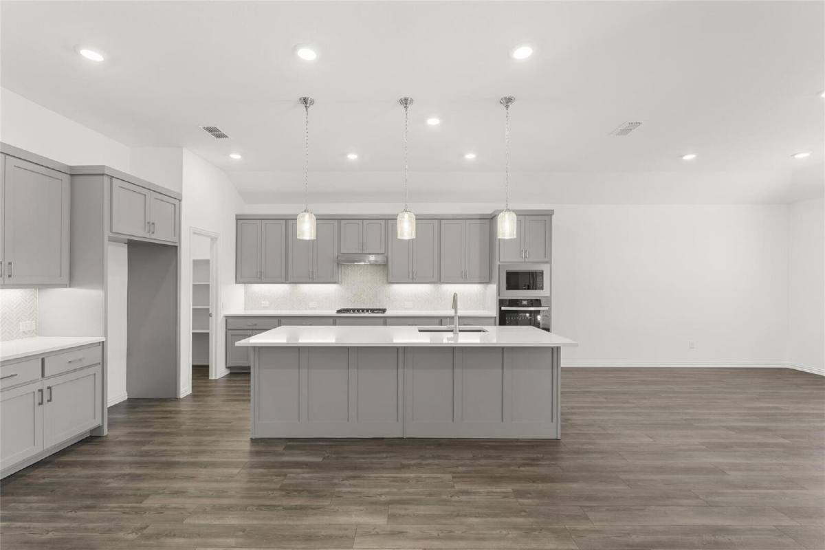 House for rent at 2109 Hibiscus Lane, Melissa, TX 75454