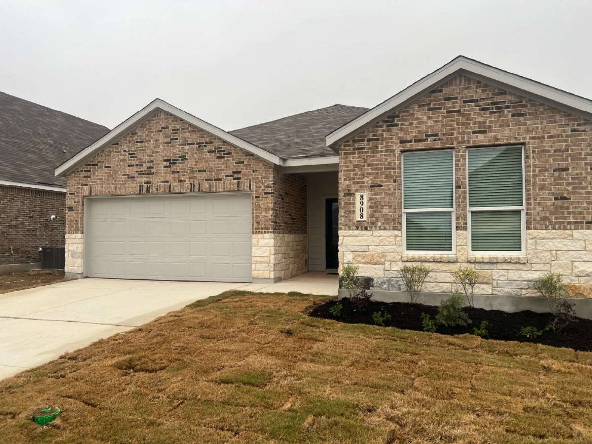 House for rent at 8908 San Carlos, Seguin, TX 78155