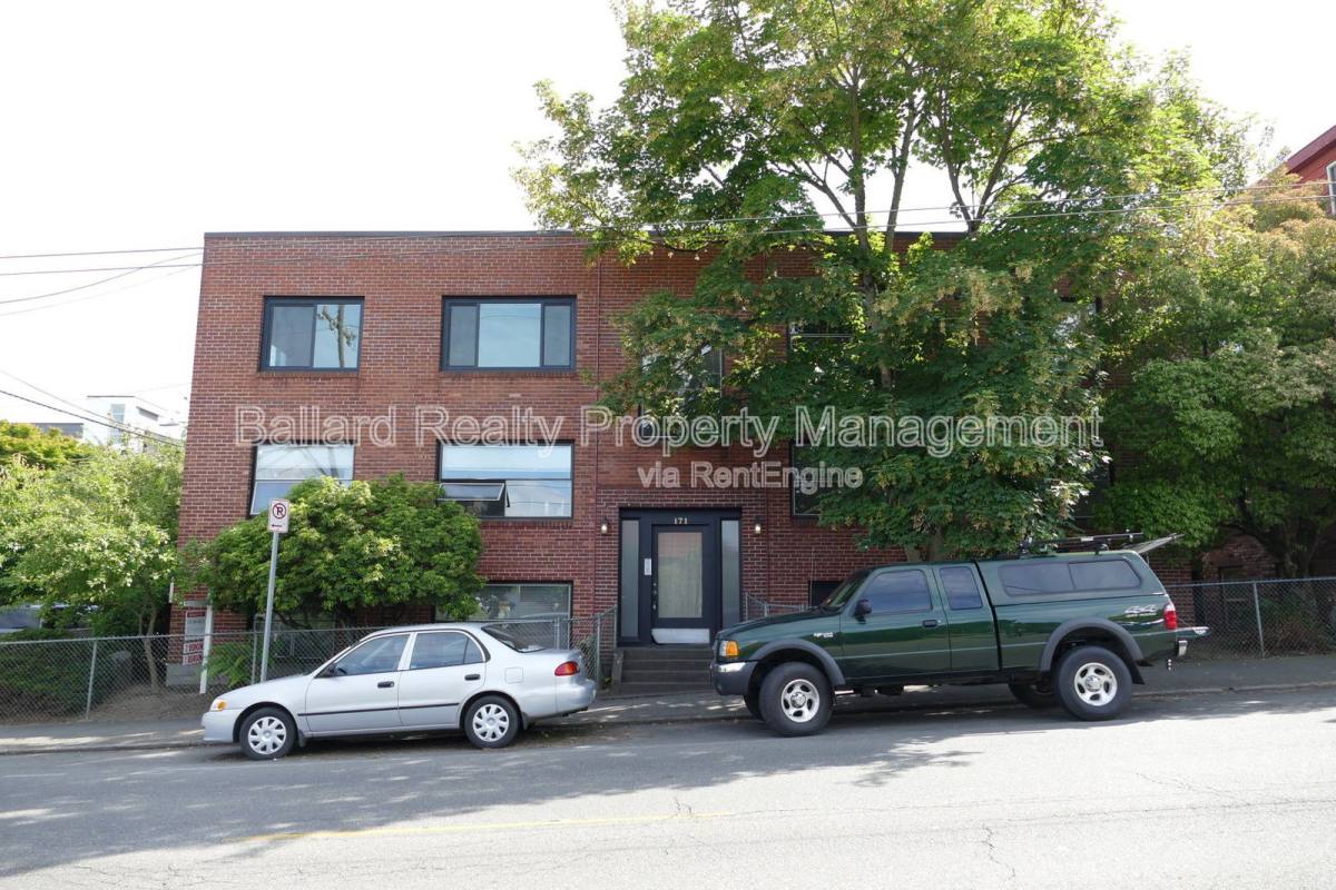 Apartment for rent at 171 Boston St #A, Seattle, WA 98109