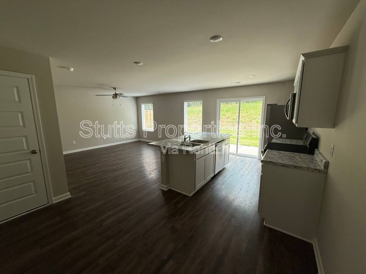 House for rent at 315 Skykomish Rd, Decatur, AL 35603