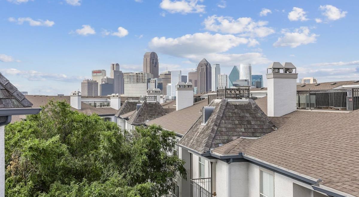 Townhouse for rent at 2403 N Washington Ave #337, Dallas, TX 75204