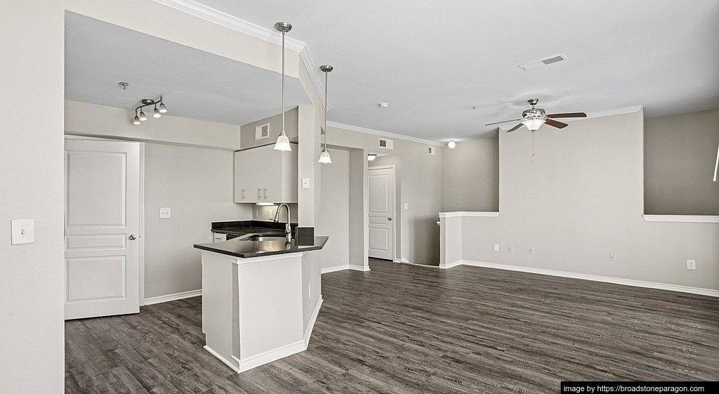 Townhouse for rent at 2403 N Washington Ave #337, Dallas, TX 75204
