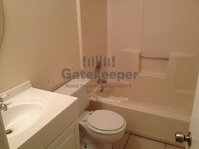 House for rent at 125 Elberta Dr, Newnan, GA 30265