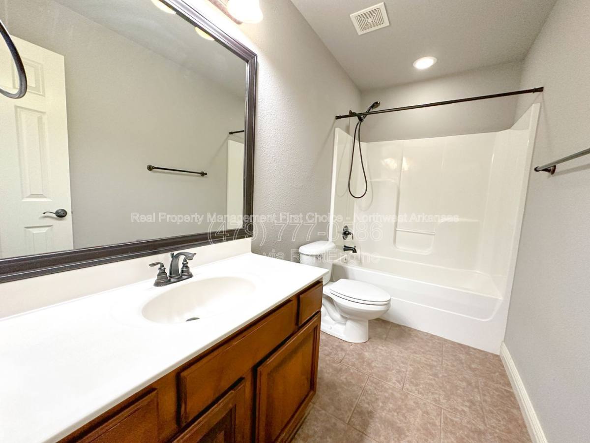 House for rent at 4093 W Song Bird Place, Fayetteville, AR 72704
