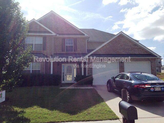 Condo for rent at 380 Othello Dr, Hampton, GA 30228