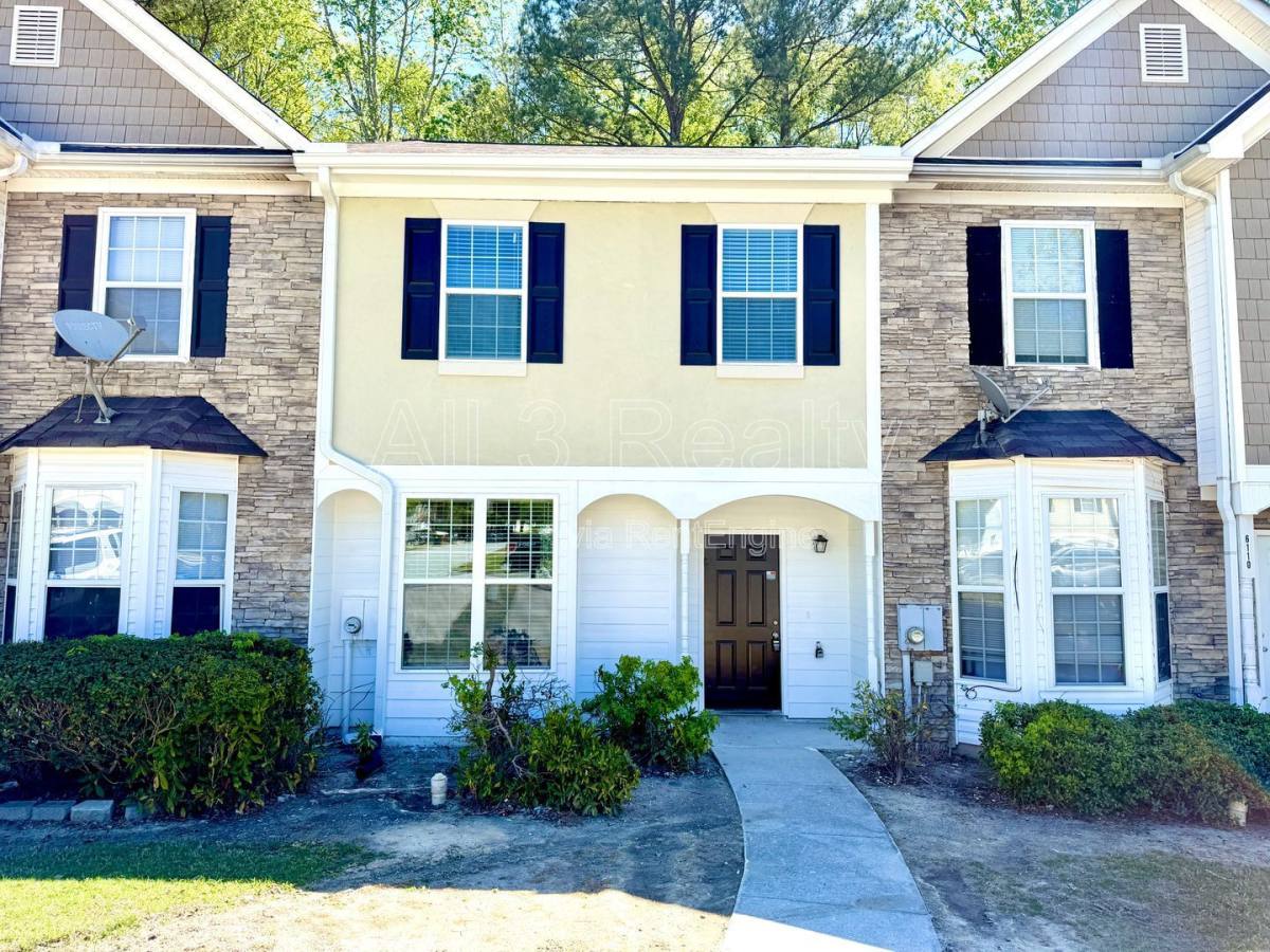 Townhouse for rent at 6108 Camden Forrest Cove, Riverdale, GA 30296