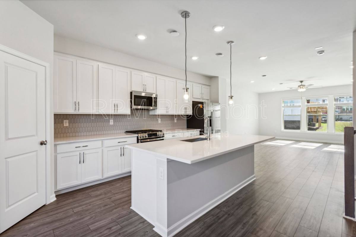 Townhouse for rent at 1604 Halbrook Place SW, Austell, GA 30106